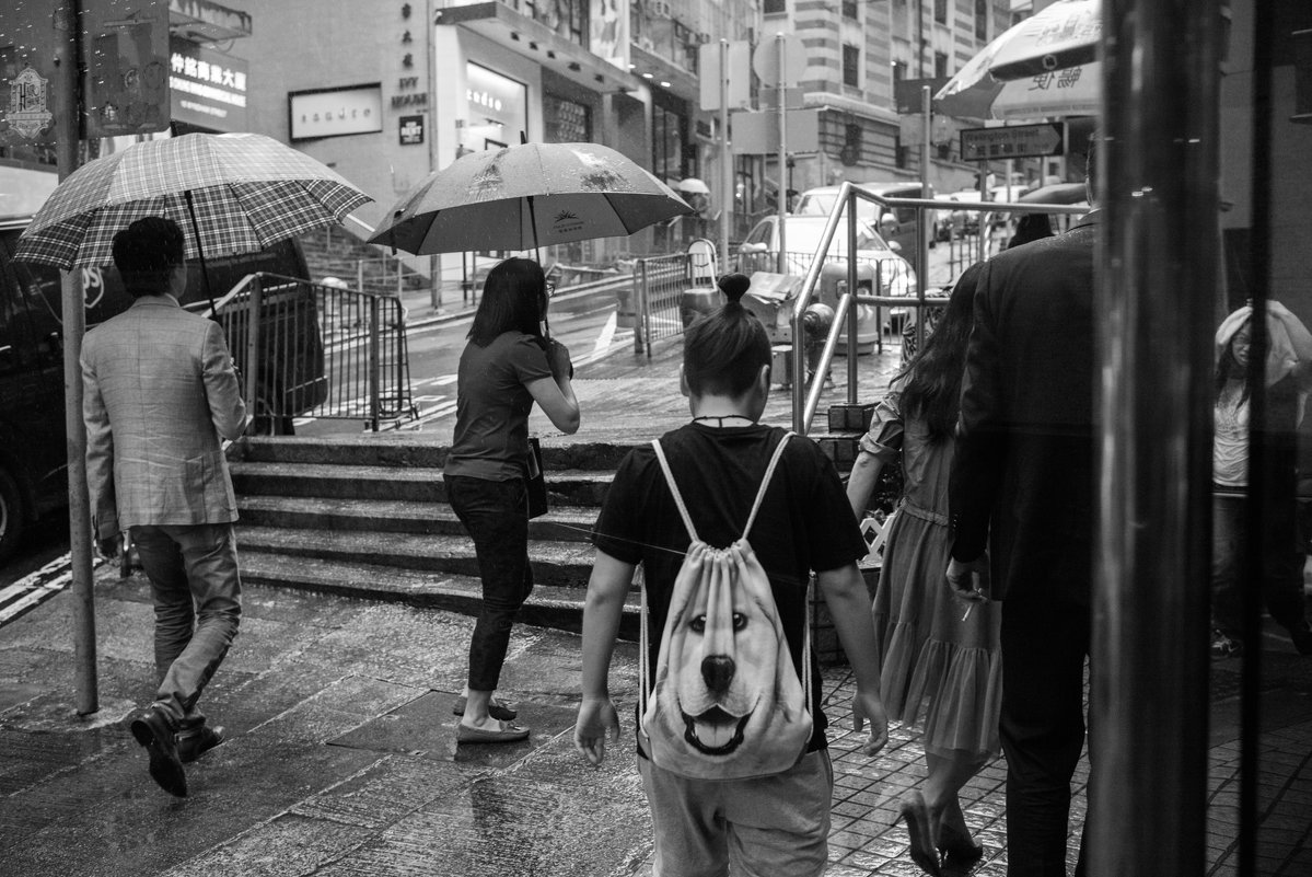 rainy hour in Hong Kong - Sofia Rakitskaia