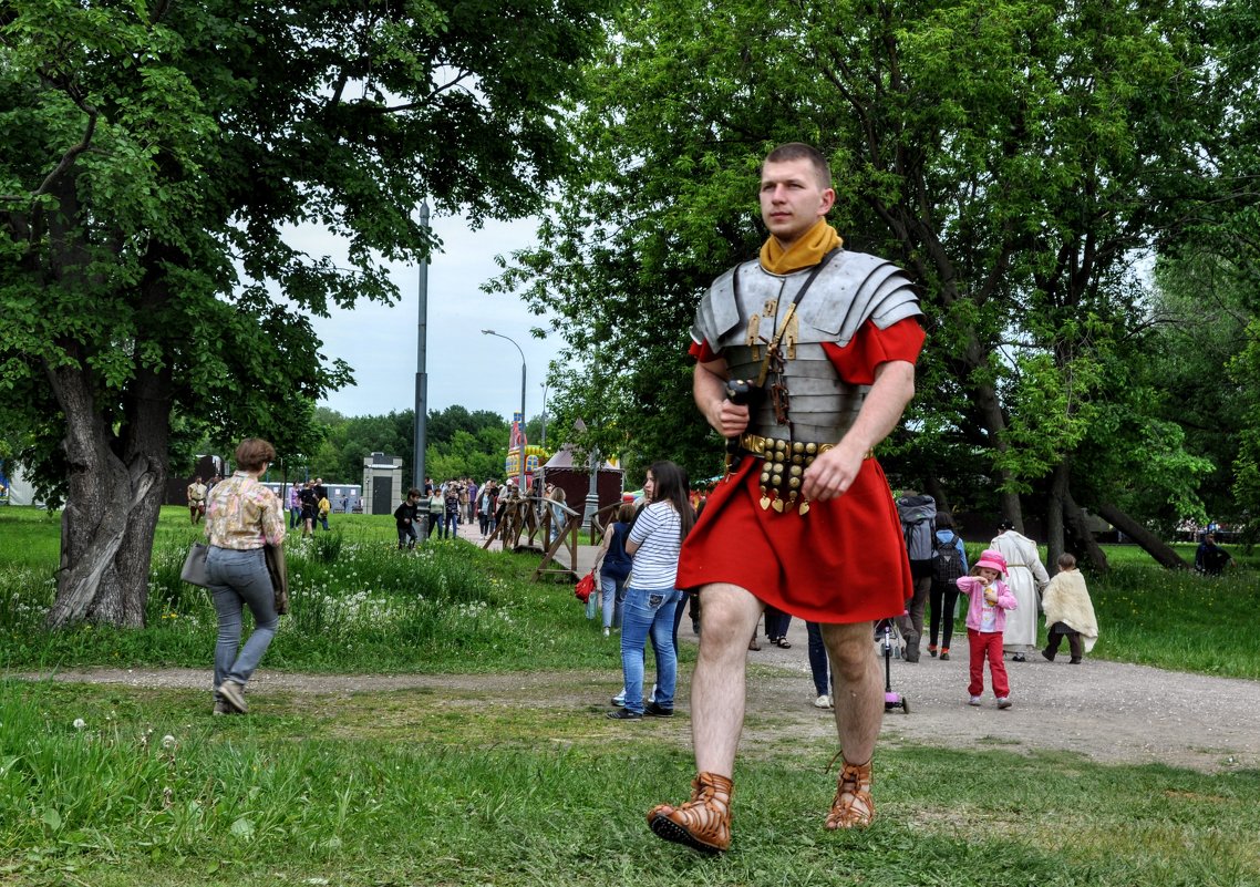 Война войной , да пора на кухню... - Анатолий Колосов