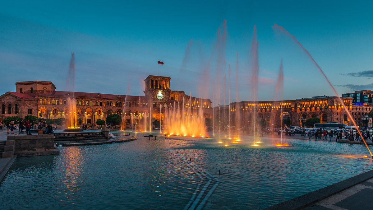 Армения. Ереван. Площадь Республики - Борис Гольдберг