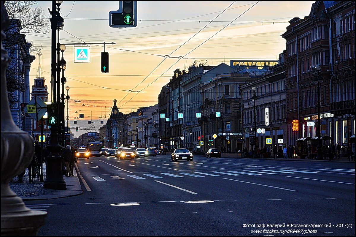 ТРИ ДНЯ В ПЕТЕРБУРГЕ - Валерий Викторович РОГАНОВ-АРЫССКИЙ