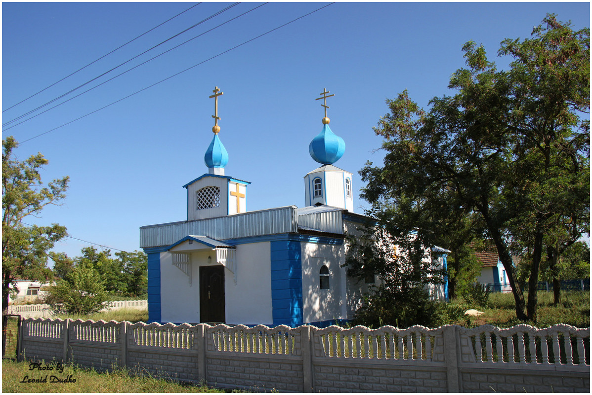 Сельская церковь. АР Крым - Леонид Дудко