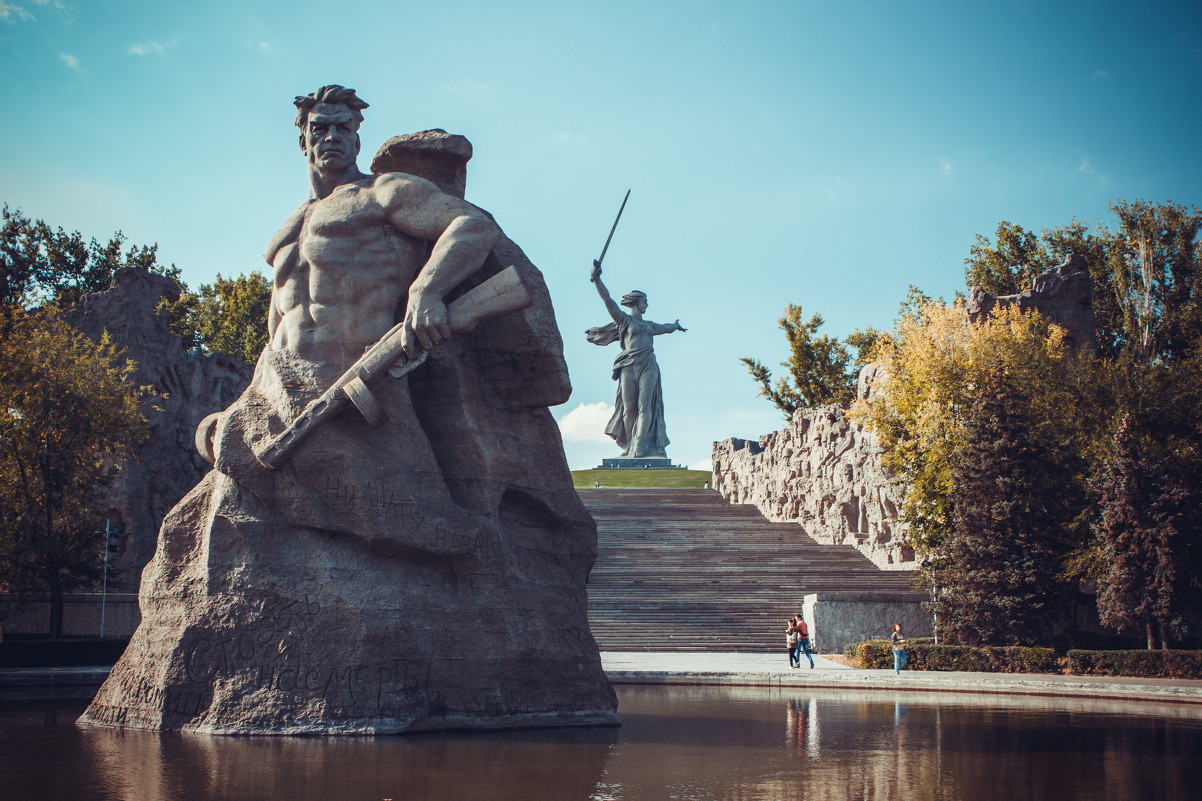 Памятники в волгограде на мамаевом кургане фото и названия