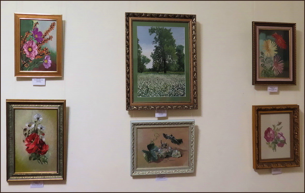 Выставка работ вышивальщиц в Алуште - Ирина Лушагина