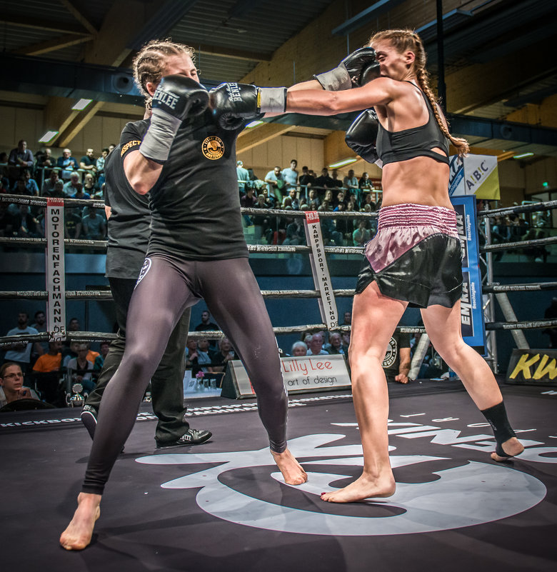 Female Kickboxing - Konstantin Rohn