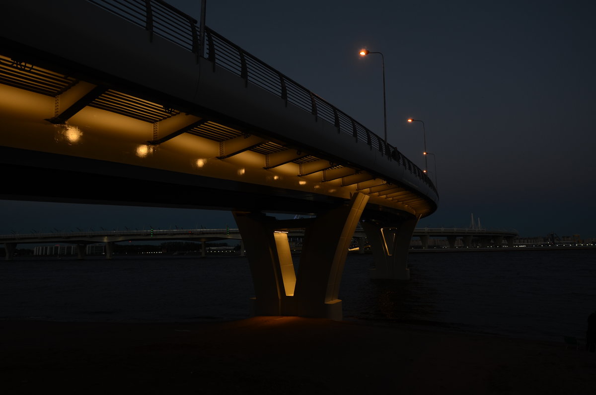 Яхтенный мост - Наталья Левина