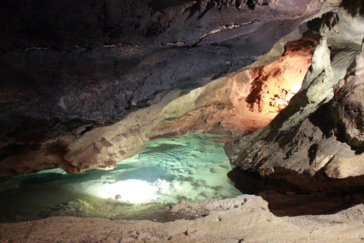 Красная пещера (Кизил - Коба). Крым - Светлана Калинина