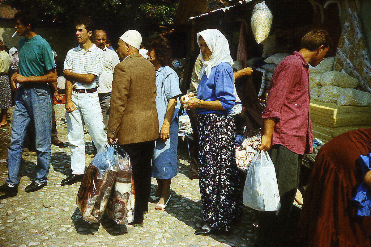 Довоенное Косово. 1990 - Марина Домосилецкая