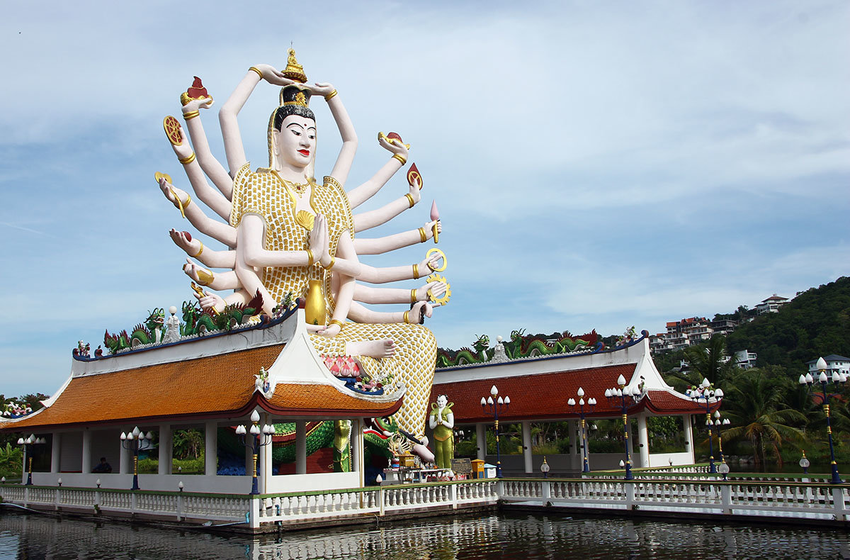 Гуань Инь Wat Plai Laem - seseg Seseg