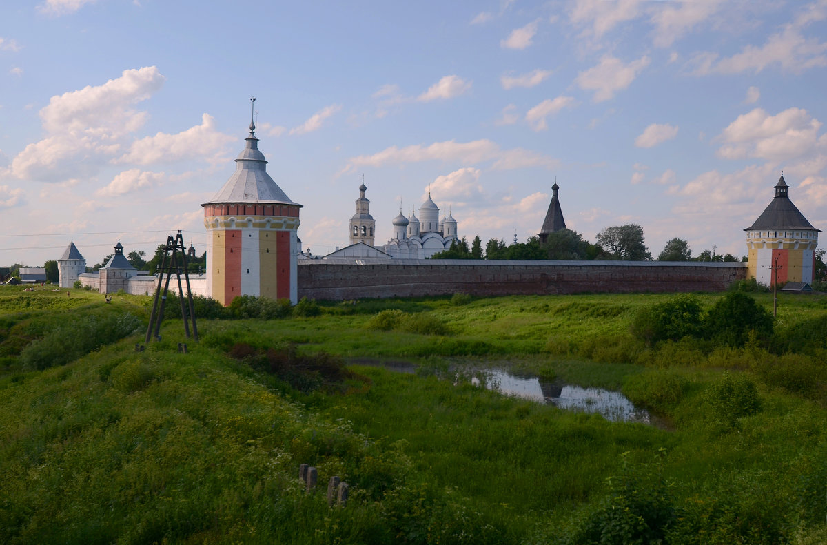 Спасо-Прилуцкий монастырь - Наталья Левина