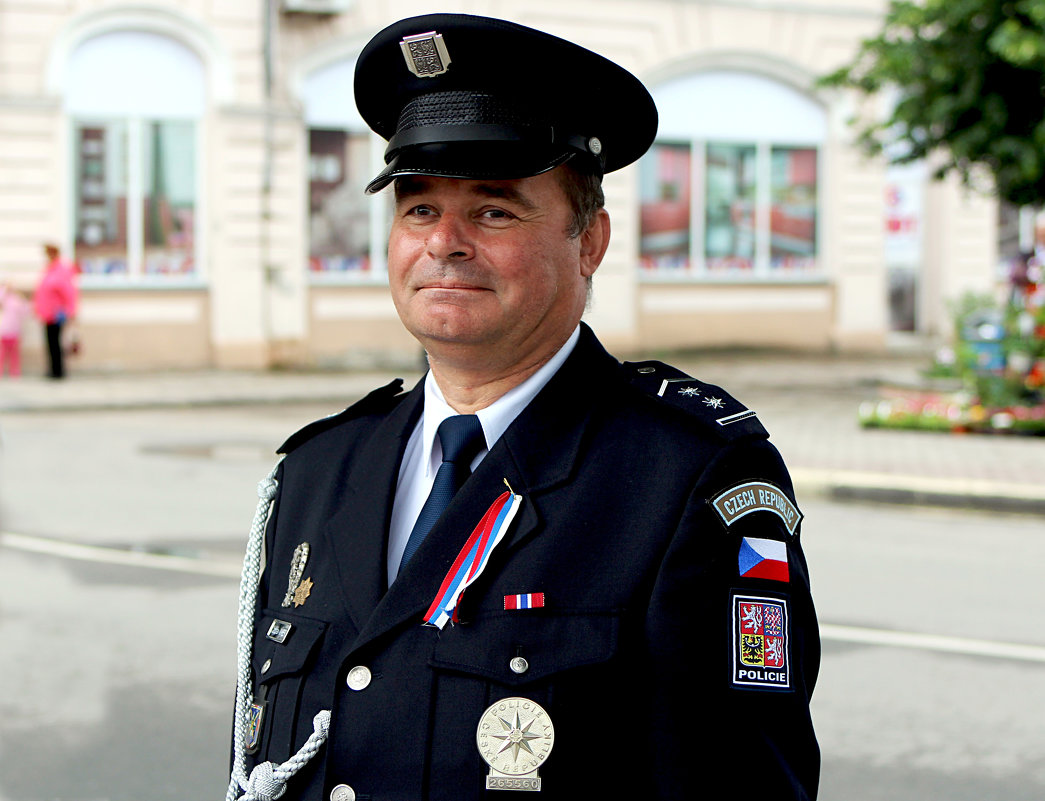 ... полицейский из Чехии ... - Дмитрий Иншин