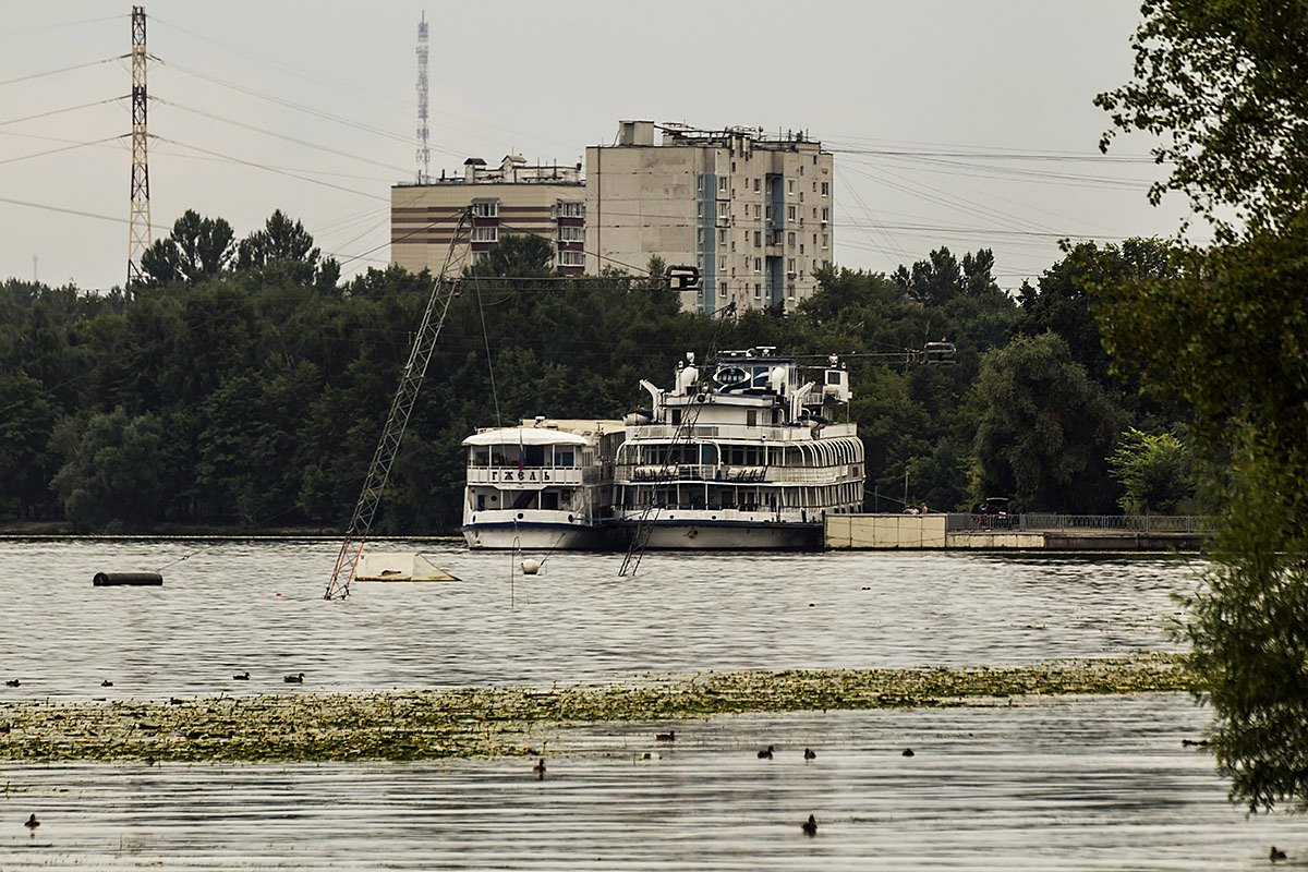 *** - Александр 