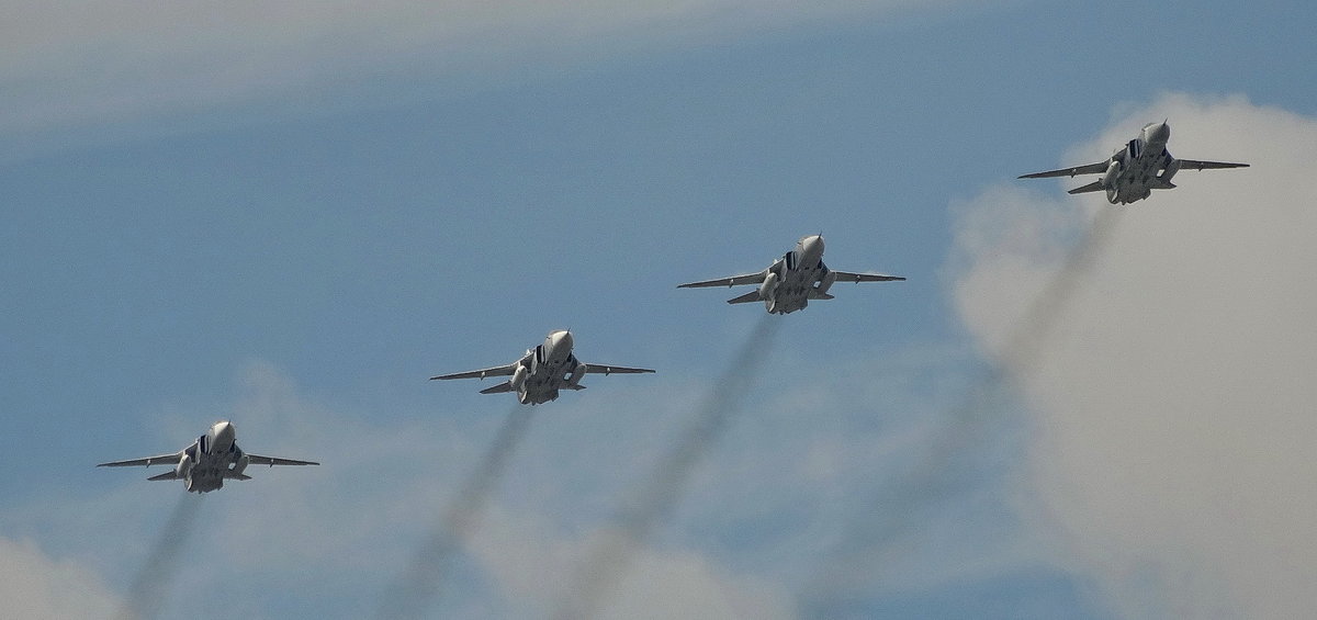 СУ-24 Фронтовой бомбардировщик - Владимир Гилясев