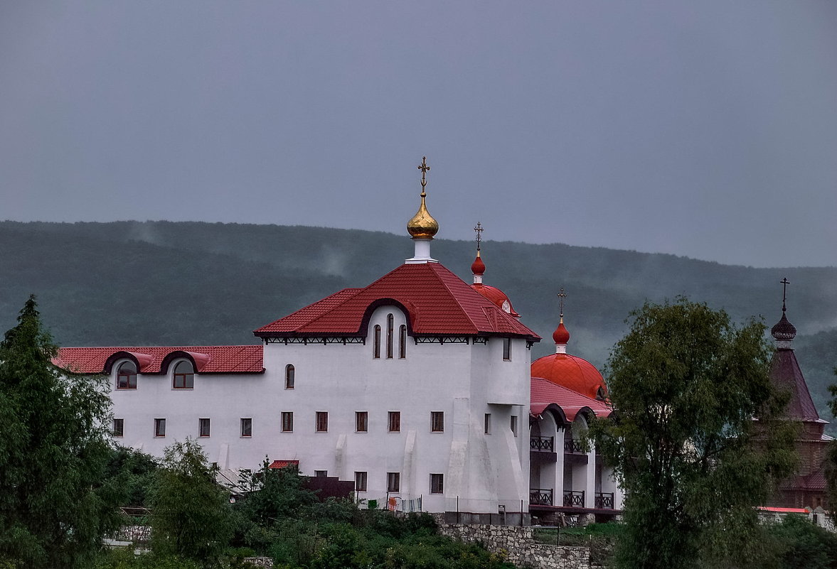 Монастырь - Олег Архипов