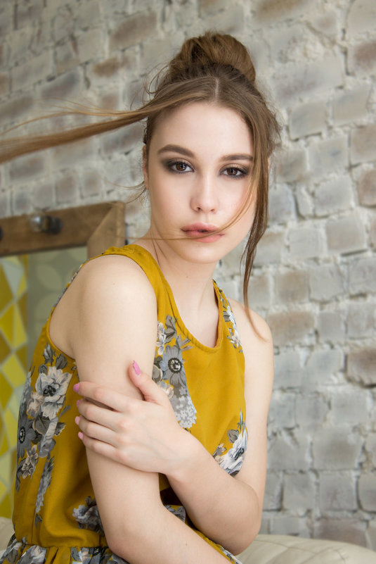 Желтое платье - Анастасия Миллер