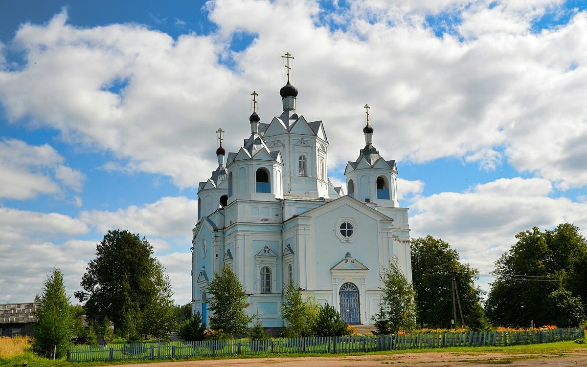 Храмовая архитектура город Смоленск