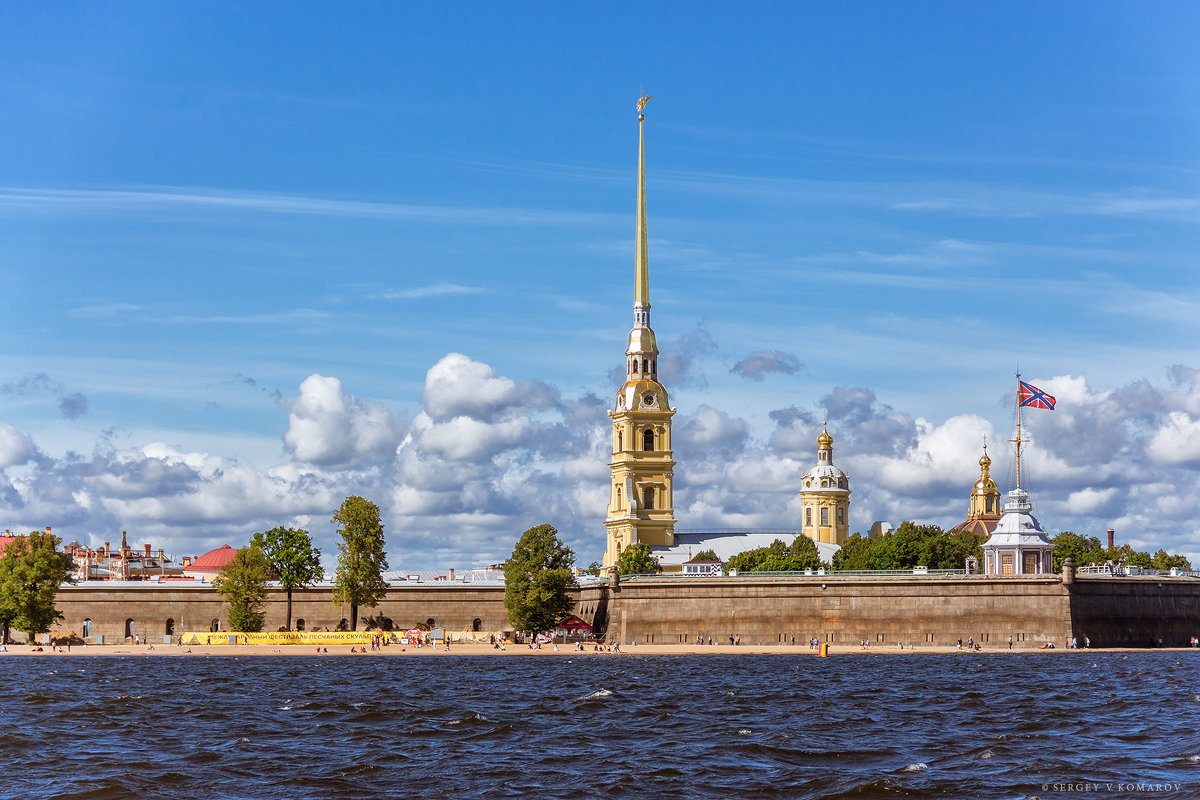 Петропавловская крепость солнечным летним днём - Сергей В. Комаров