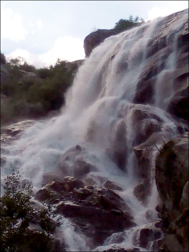 Водяная пыль Алибекского водопада - Надежда 