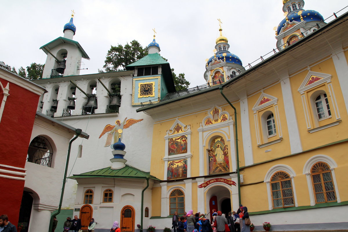 Псково-Печерский монастырь. - tatiana 