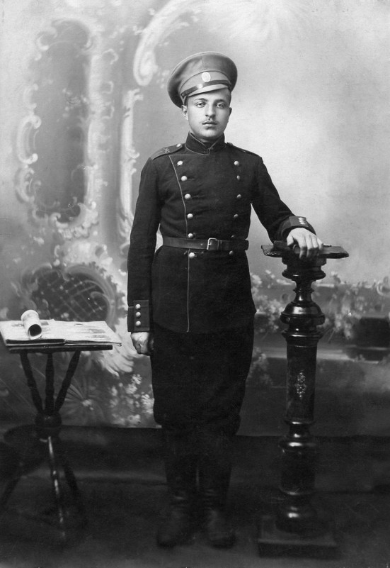 Первая мировая война. Молодой солдат Пётр Андреев (1915) - Владимир Павлов