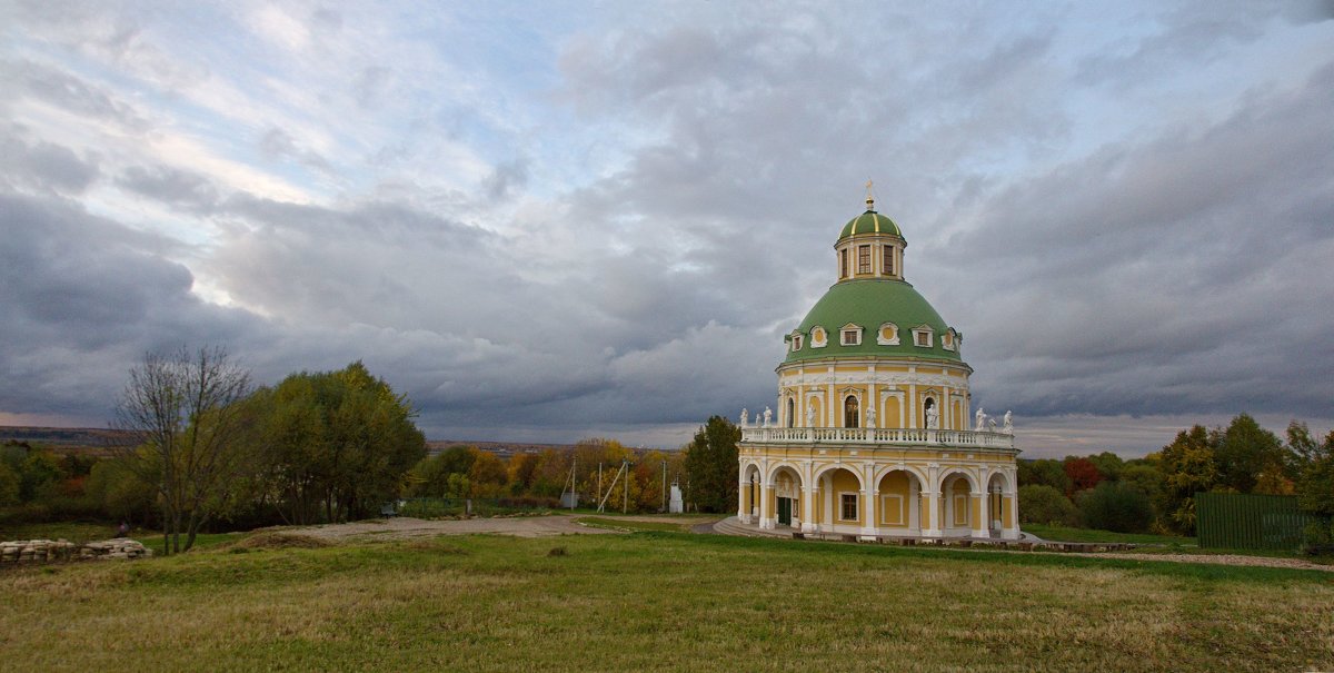 Храм Рождества Богородицы в Подмоклово