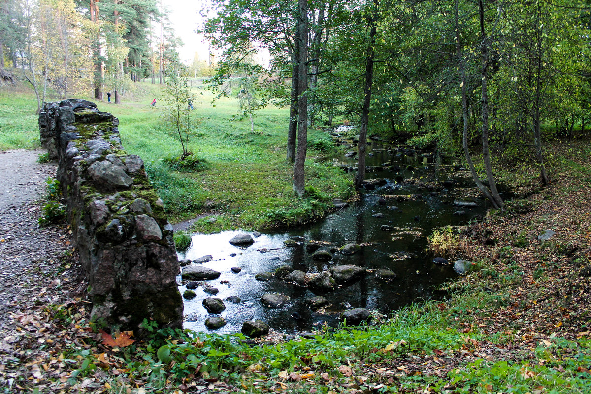 р.Кароста в парке "Ораниенбаум", г.Ломоносов - Олег Денисов