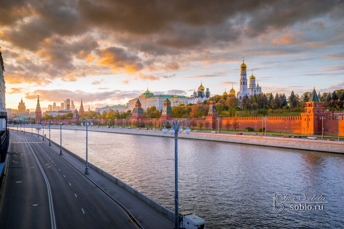 Панорамный вид на Московский кремль - Игорь Соболев