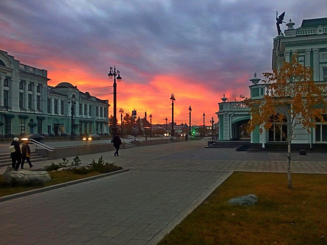 Город - Дмитрий Иванцов