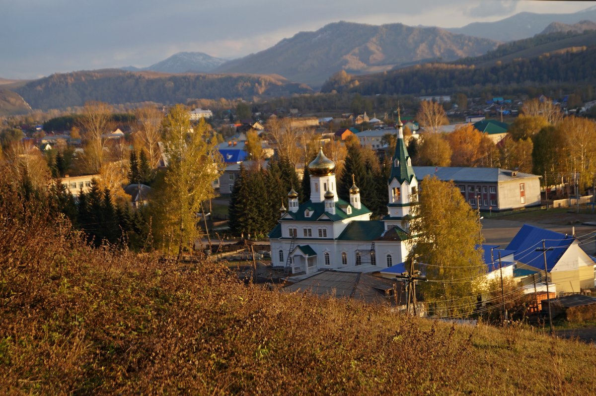 Церковь в горах на Алтае