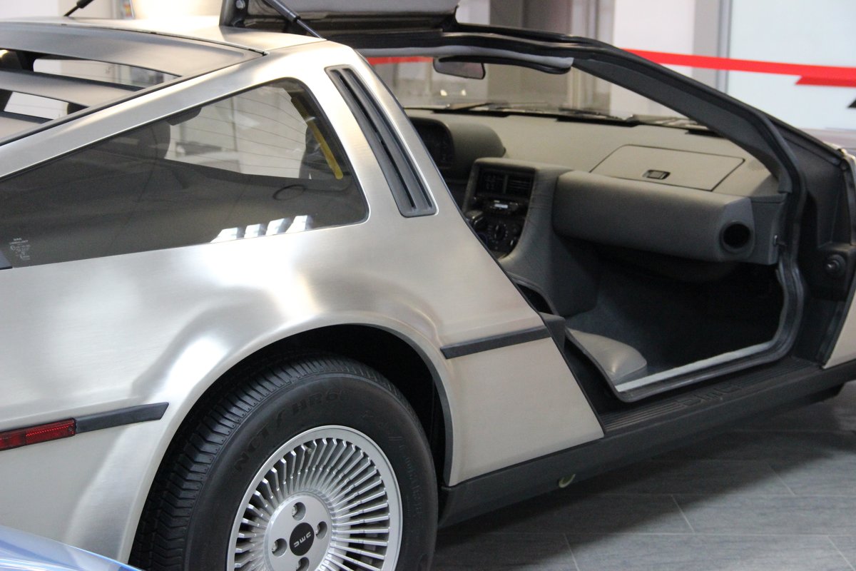 DeLorean DMC-12 - Вячеслав Случившийся