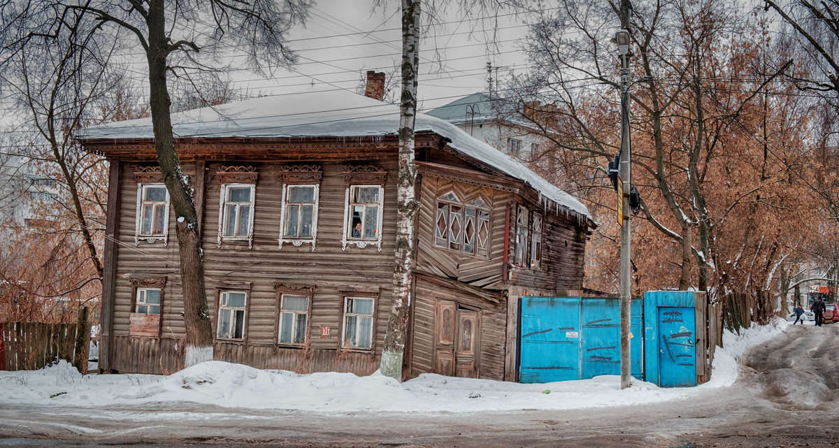 Oldhouse - Сергей Петрицкий