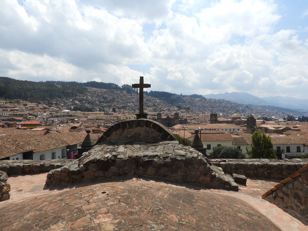 Вид на Куско с крыши Собора Св. Франциска - чудинова ольга 
