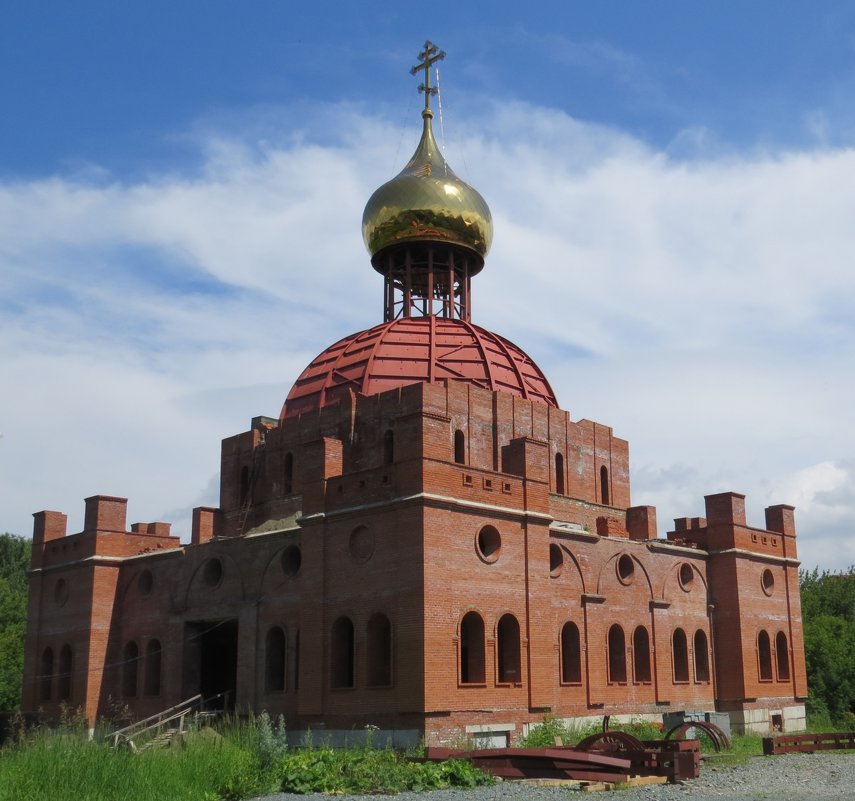 Строится Свято-Никольский собор в Белорецке - Вера Щукина