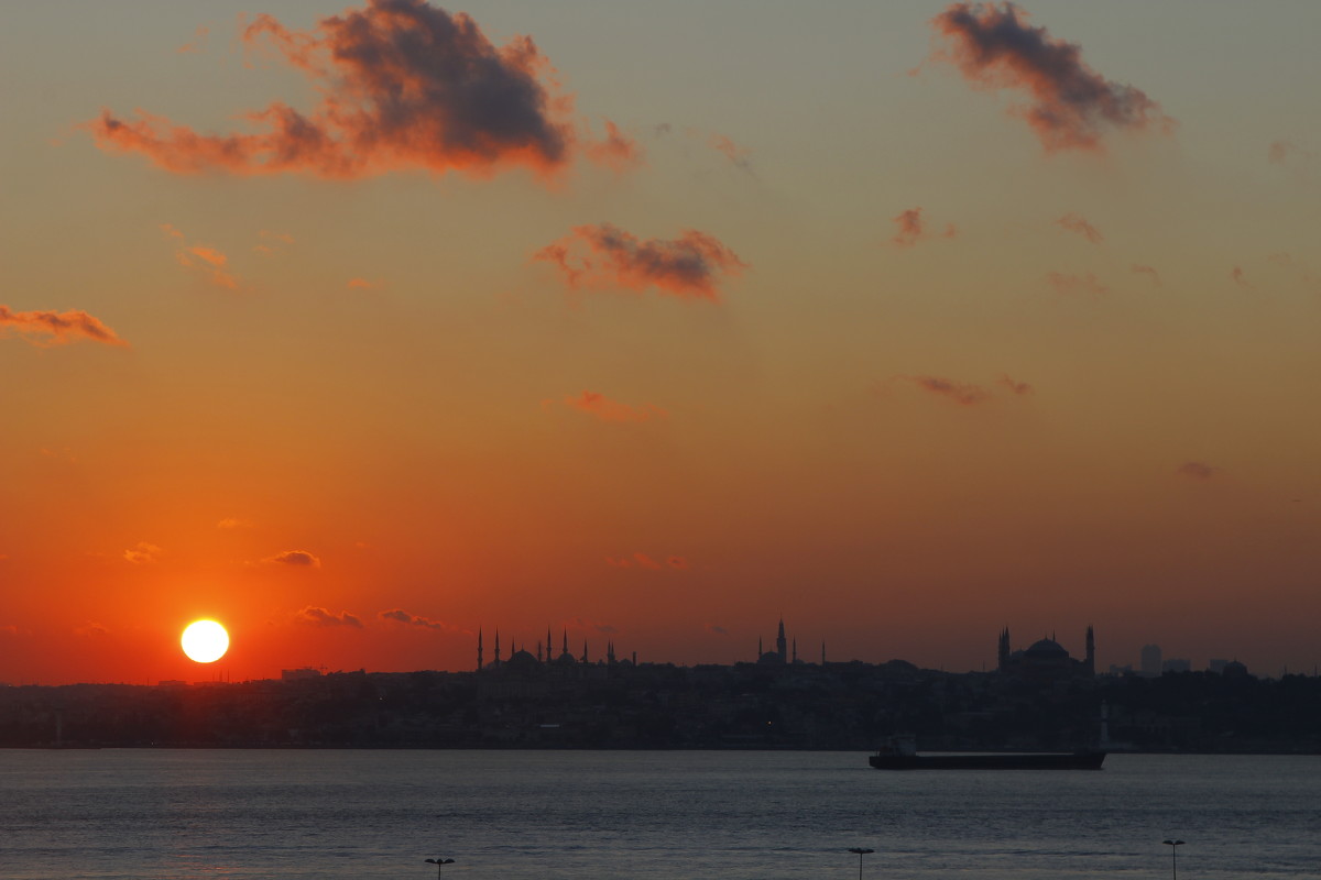 Стамбул со стороны Мраморного моря - Michael Korchagin