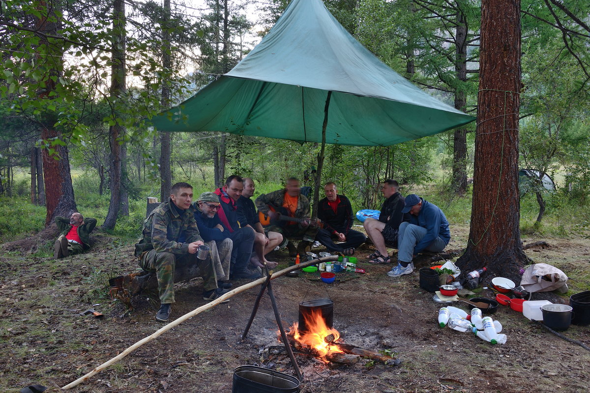 *** - Александр Хаецкий