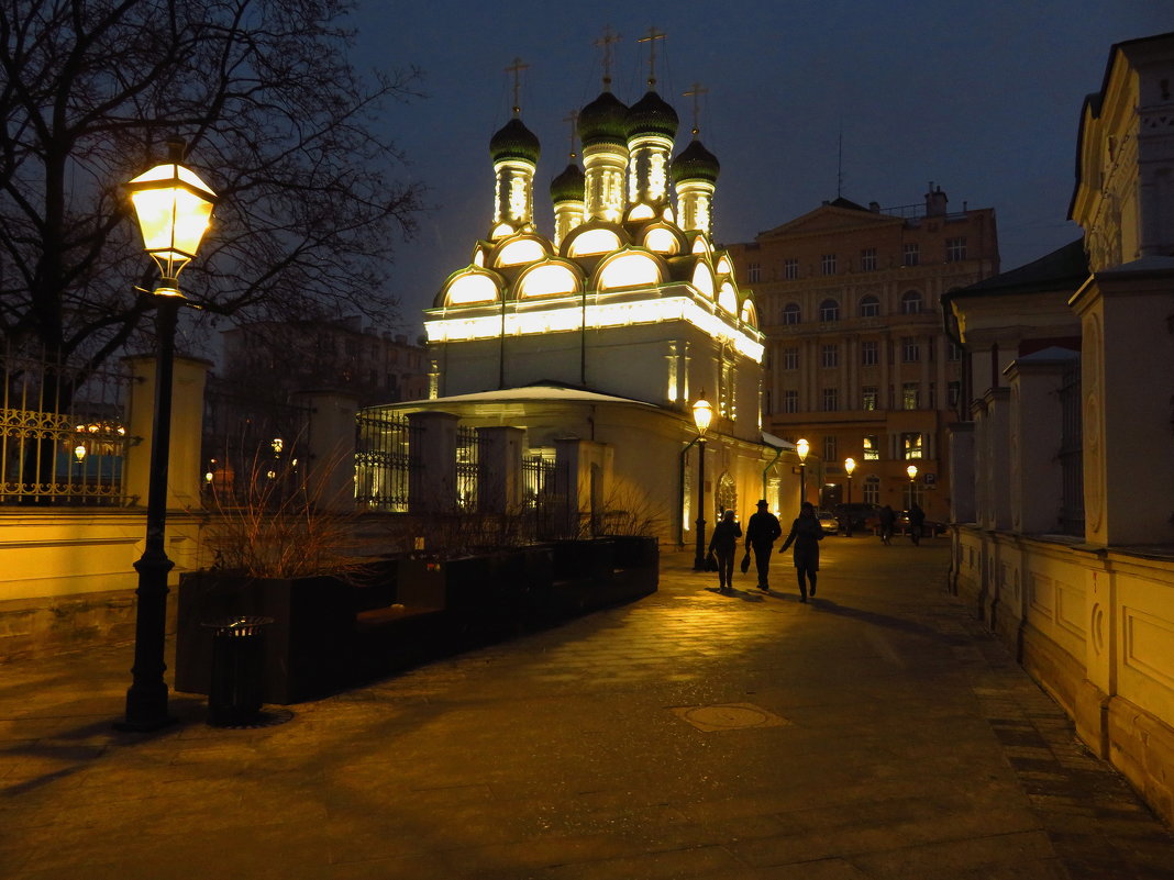 Москва вечерняя - Андрей Лукьянов