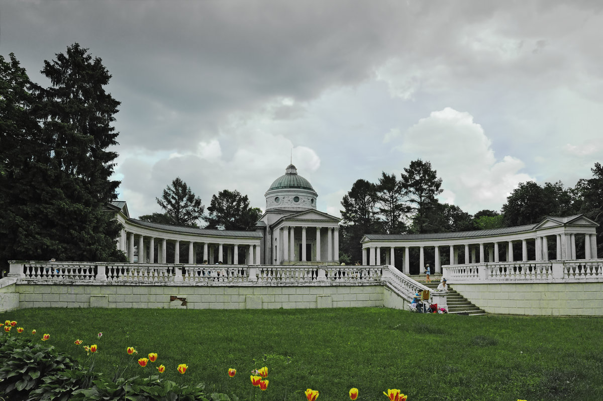 Архангельское. Храм-усыпальница Юсуповых. The Arkhangelskoie. Temple-tomb of the Yusupovs - Юрий Воронов