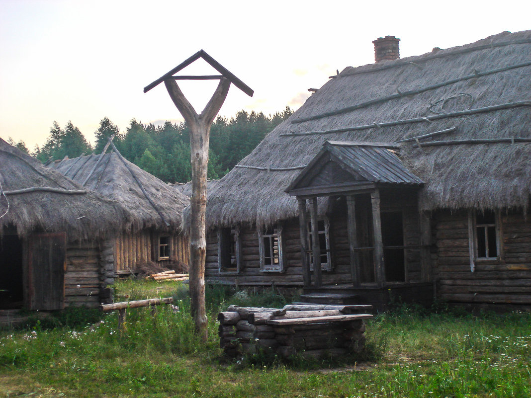 Деревенский дворик - Сергей Михайлович