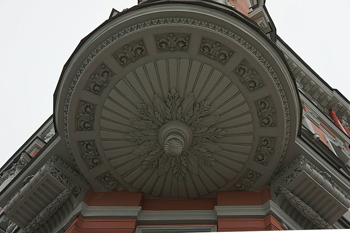 Эркер-башня, фрагмент - Елена Павлова (Смолова)