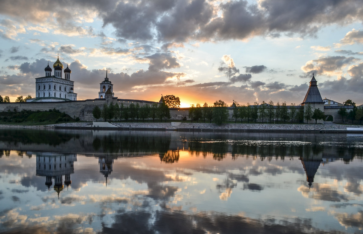 Псковский кремль - Наталья Левина