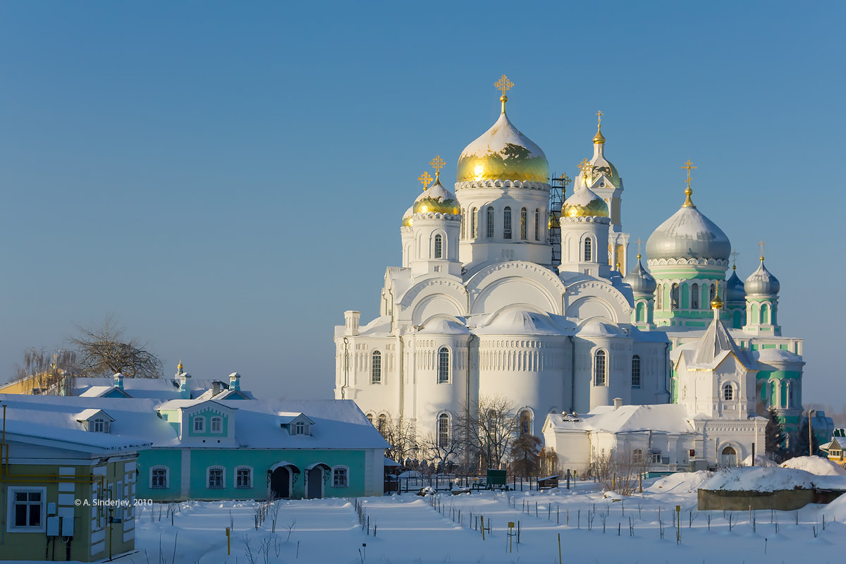 Дивеевский Преображенский собор зимой