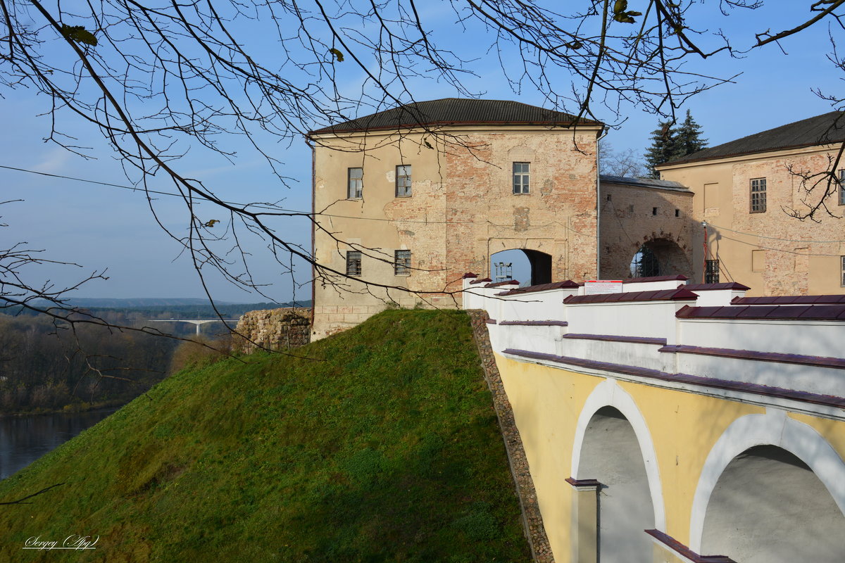 Вид на старый замок Гродно. - Sergey (Apg)