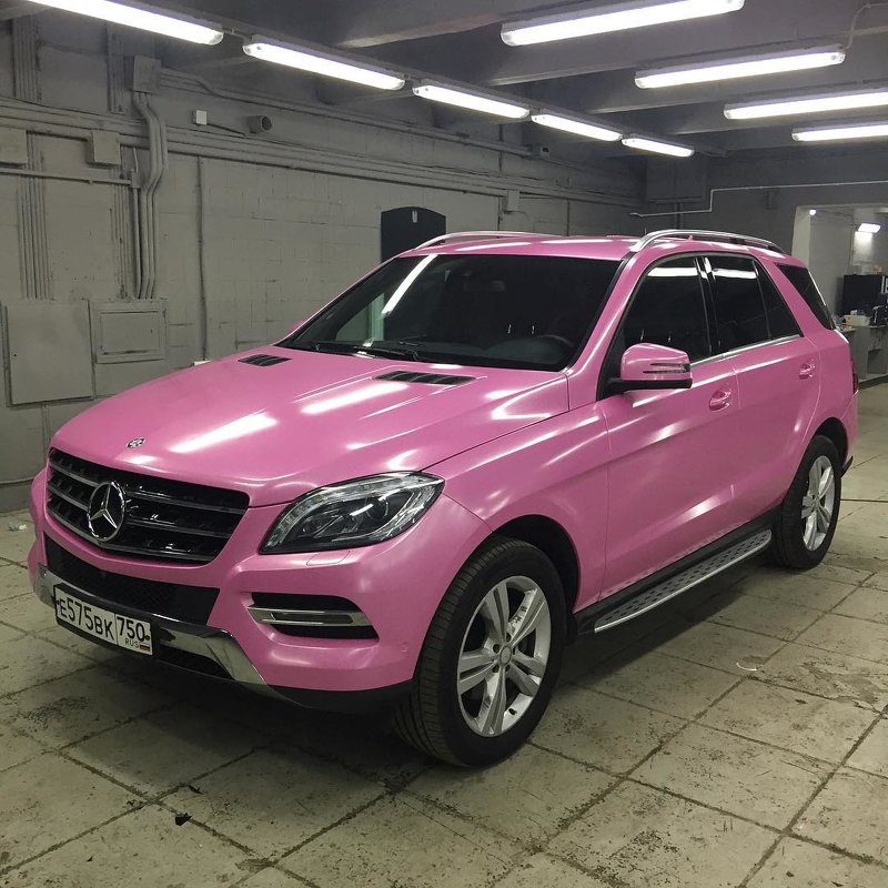Оклейка Mercedes розовой пленкой - Romushkin Петров