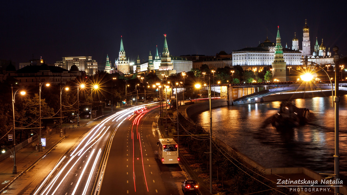 Прогулка по ночной Москве - Natasha Zatinatskaya
