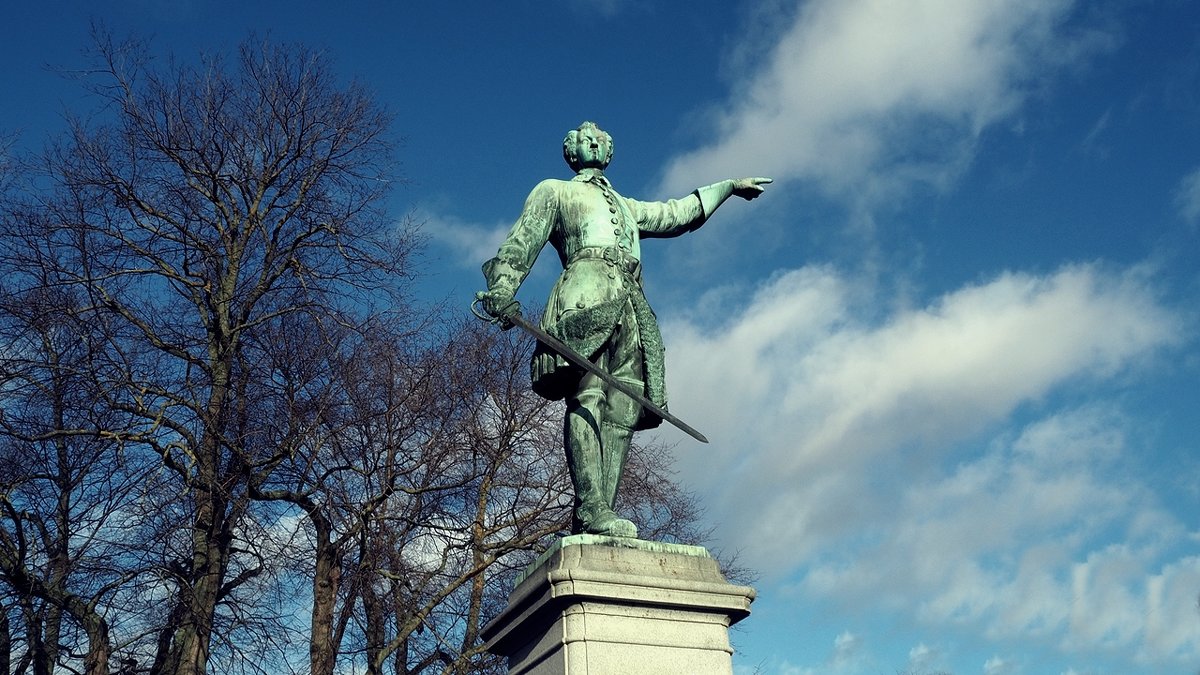 Стокгольм Статуя Карла XII - wea *