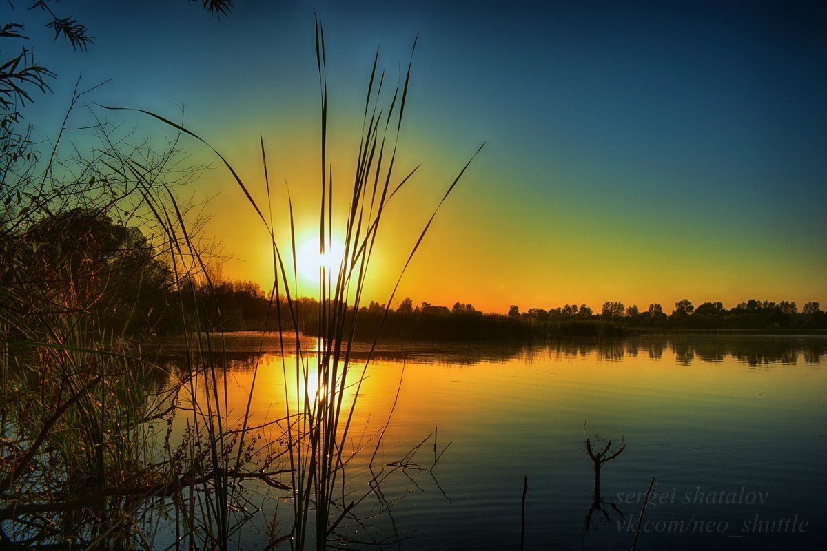 Летний закат на озере - Сергей Шаталов