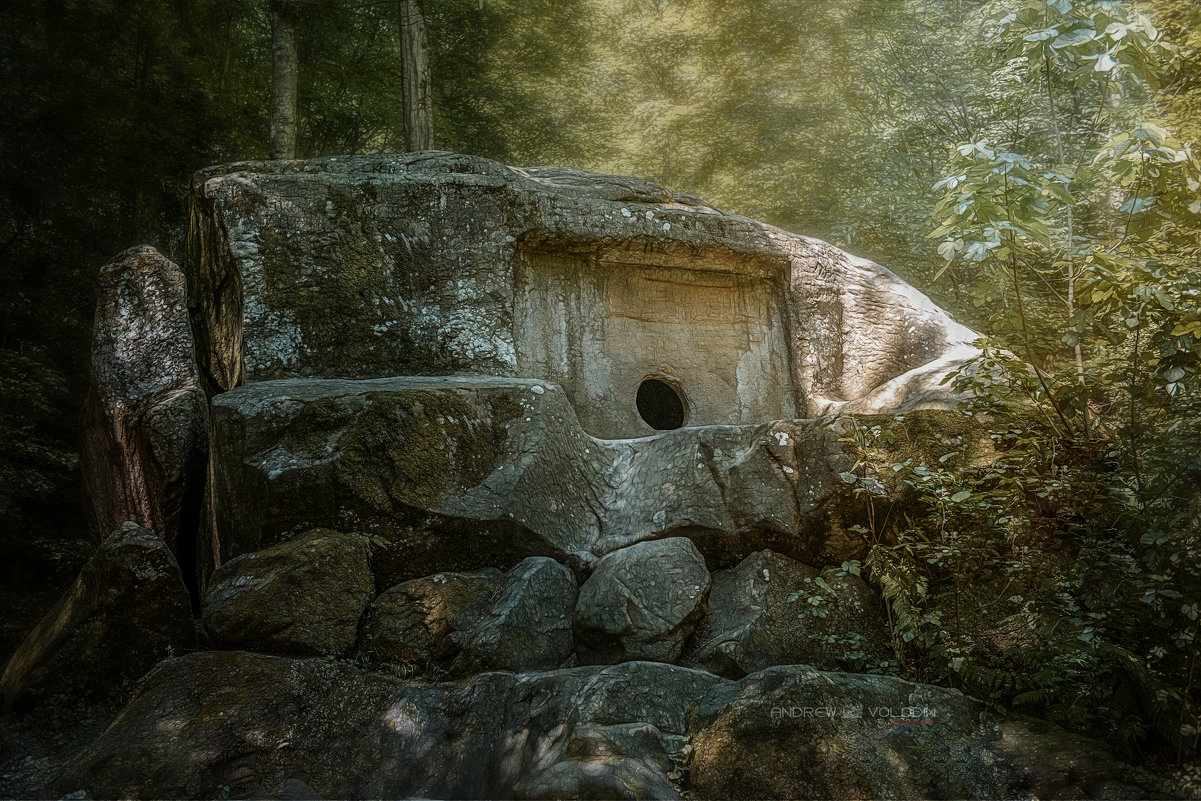 Волконский дольмен (Volkonsky dolmen) - Андрей Володин