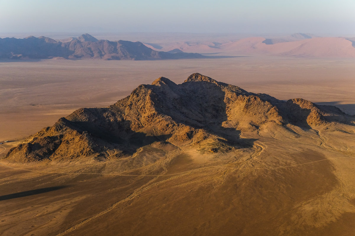 в течение ветра над пустыней Намиб - Георгий А
