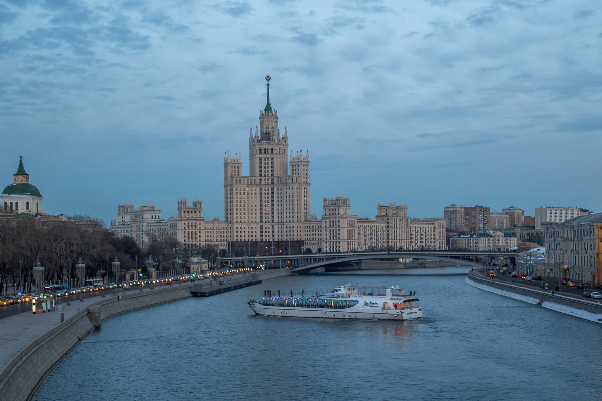 Вечер в марте - Александра 