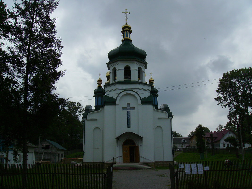 Православный   храм   в   Надворной - Андрей  Васильевич Коляскин