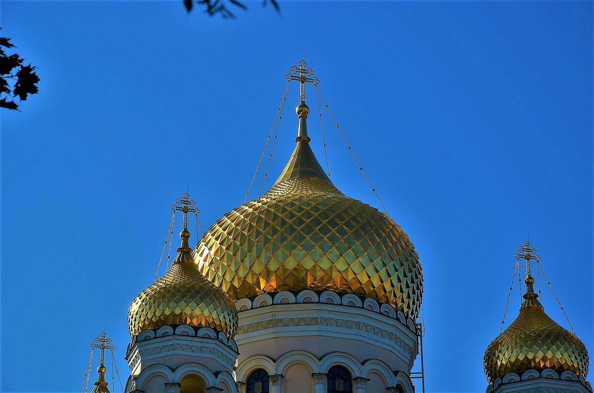 Золотые купола Воскресенского Собора... - Sergey Gordoff